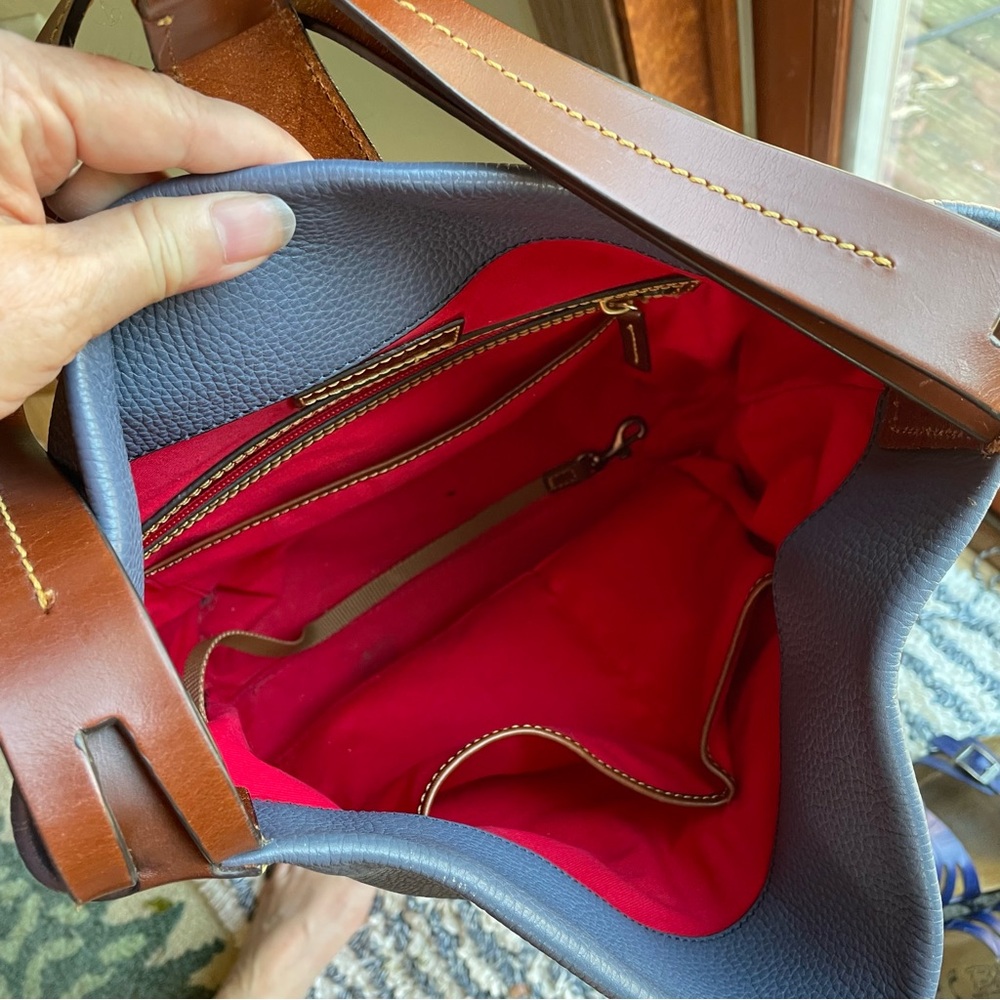 Dooney & Bourke Derby Florentine Crossbody Shoulder Bag - Picture 10 of 12